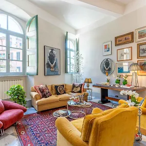 https://luxury-apartment-angelio.it-tuscanyhotel.com
